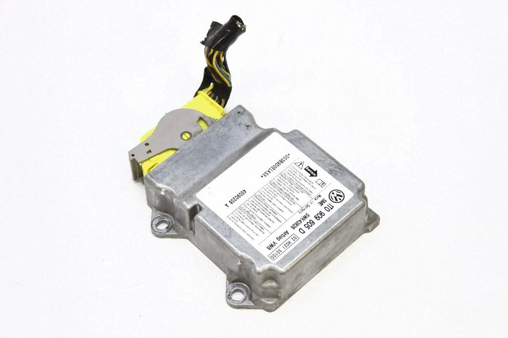 Drošības spilvenu vadības bloks 1T0909605D