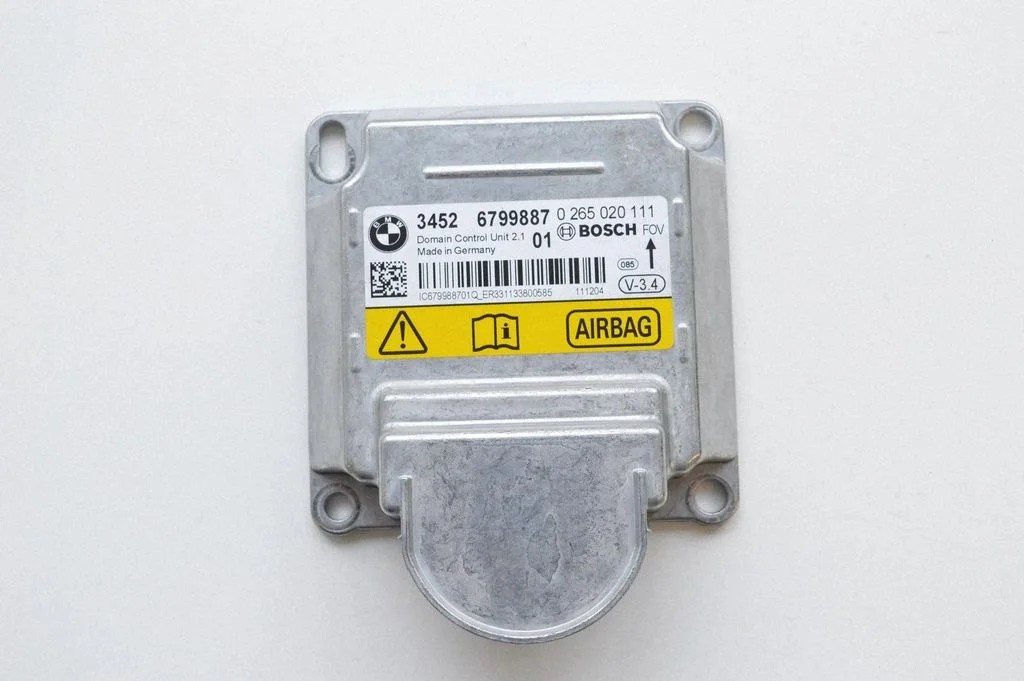 Drošības spilvenu vadības bloks – BMW 5. sērija F10 F11 (2009-2016)