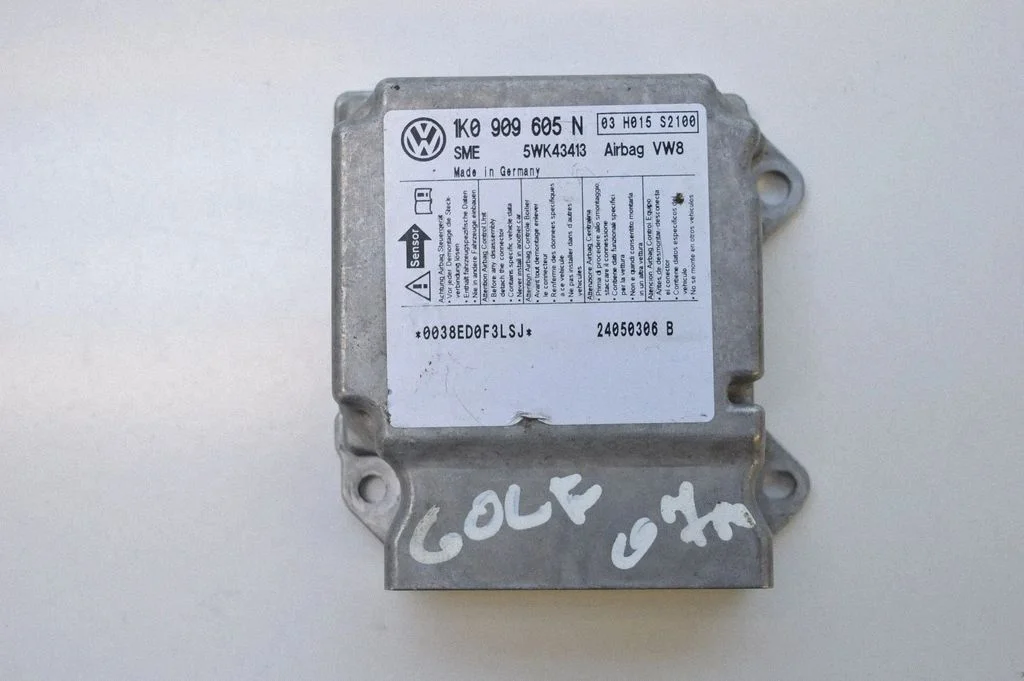 Drošības spilvenu vadības bloks – Volkswagen Golf Plus (2005-2013)