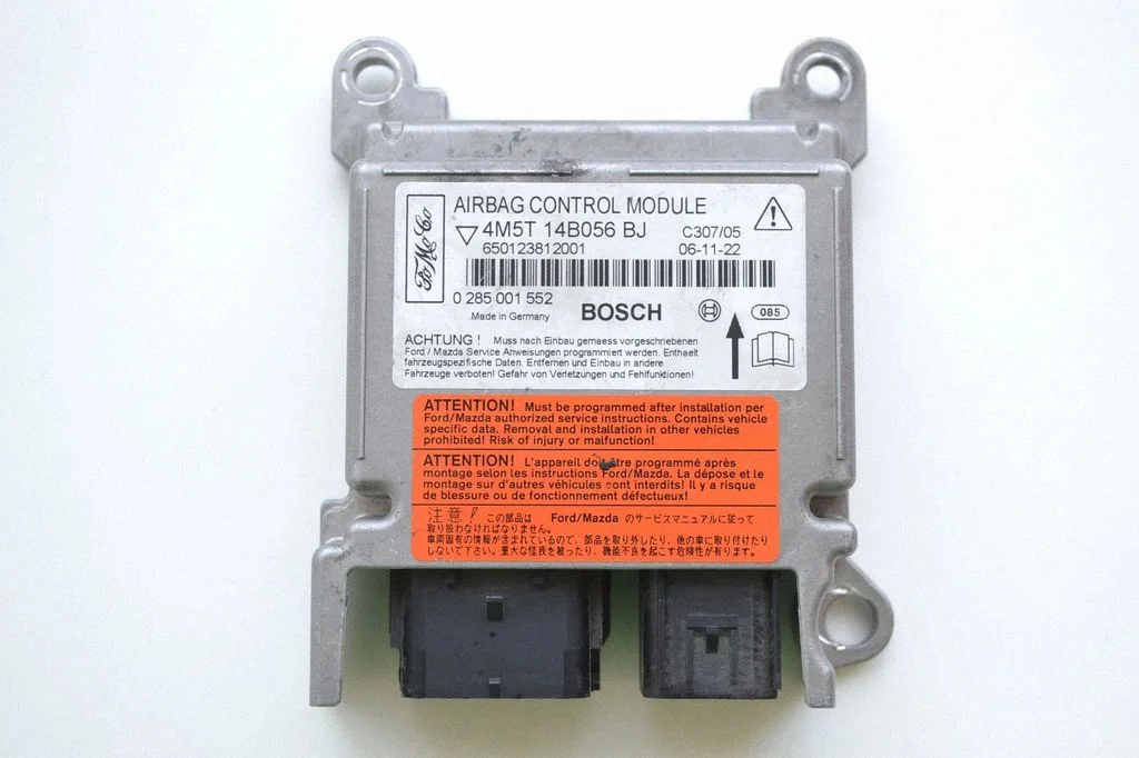 Turvapatjade juhtplokk – Ford Focus C-MAX (2003-2010)