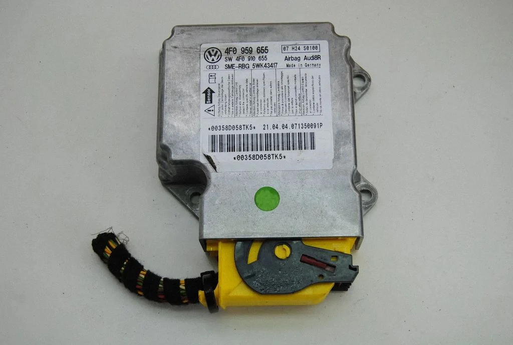 Airbag control unit/module – Audi A6 Allroad C6 (2006-2011)