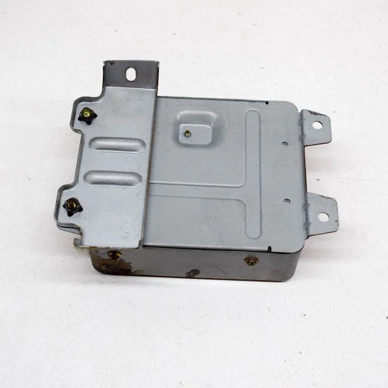 Turvapatjade juhtplokk – Mitsubishi L200 (1996-2006)