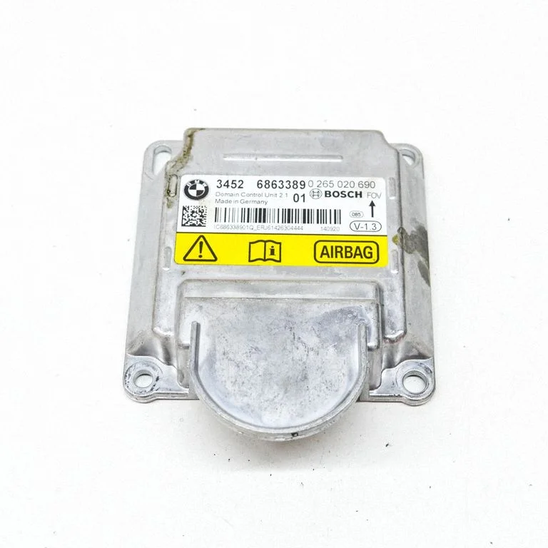 Drošības spilvenu vadības bloks 0265020690