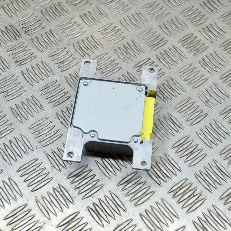Drošības spilvenu vadības bloks MR551784
