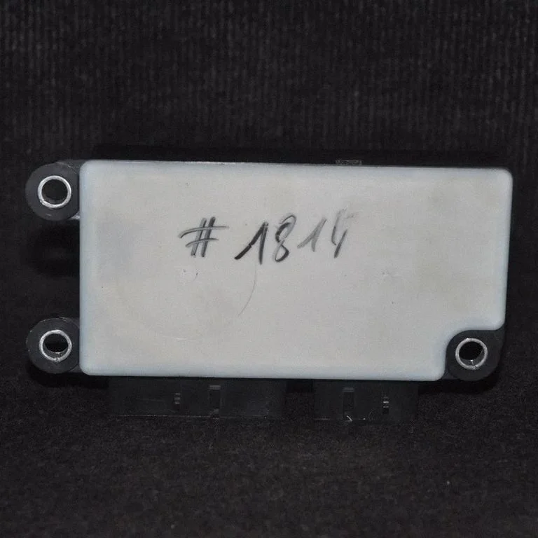 Drošības spilvenu vadības bloks 13574896
