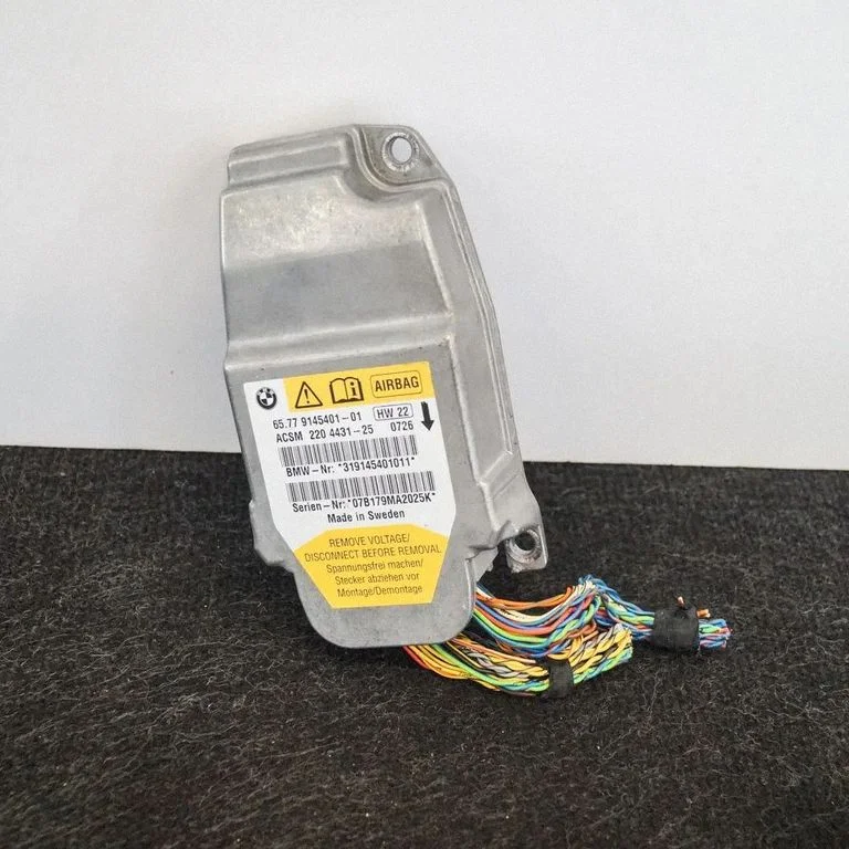 Drošības spilvenu vadības bloks – BMW 5. sērija E60 E61 (2004-2010)