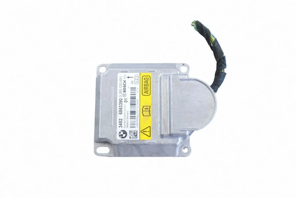 Drošības spilvenu vadības bloks 6863390