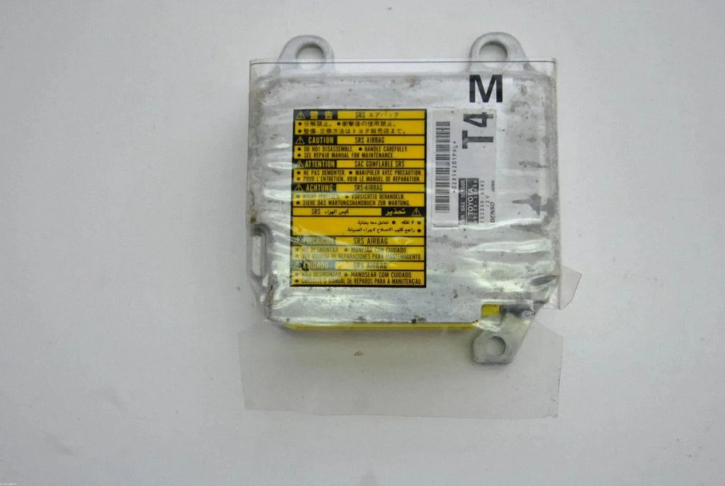 Drošības spilvenu vadības bloks – Lexus GS 300 400 430 (1991-2005)
