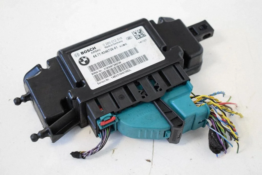 Turvapatjade juhtplokk – BMW 3-seeria F30 F35 F31 (2012-2018)