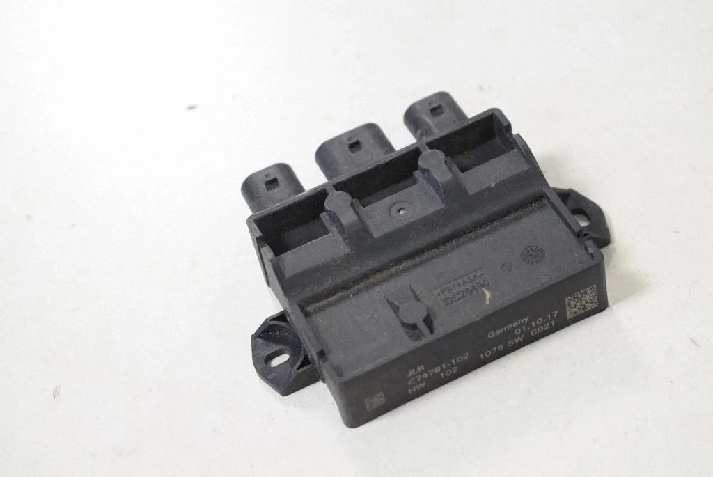 Tailgate/trunk control unit/module C74781102