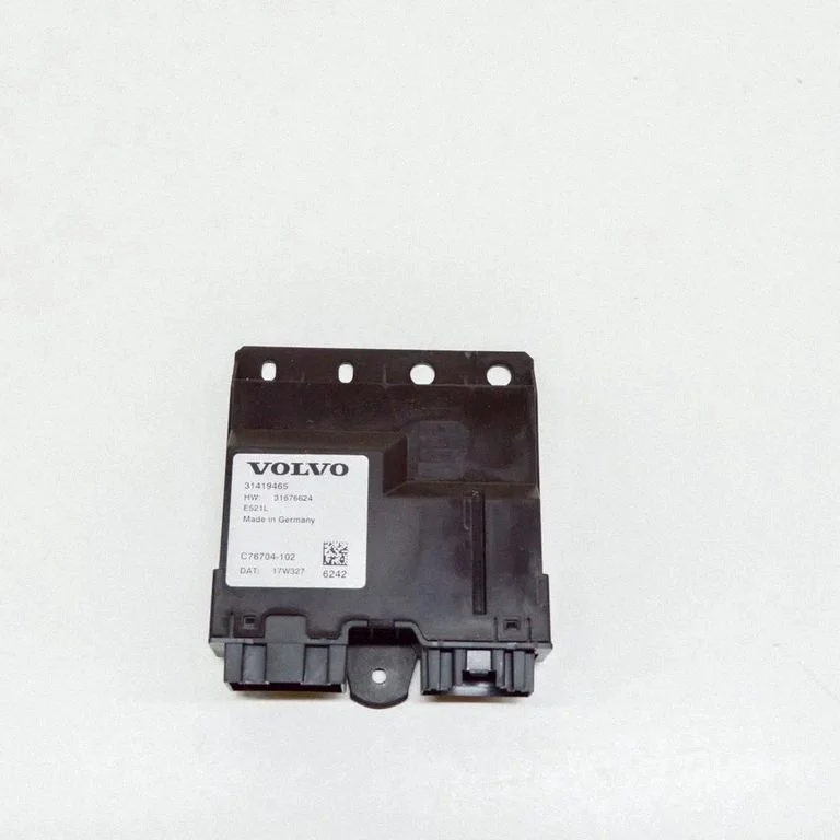 Bagāžnieka vāka vadības bloks C76704102