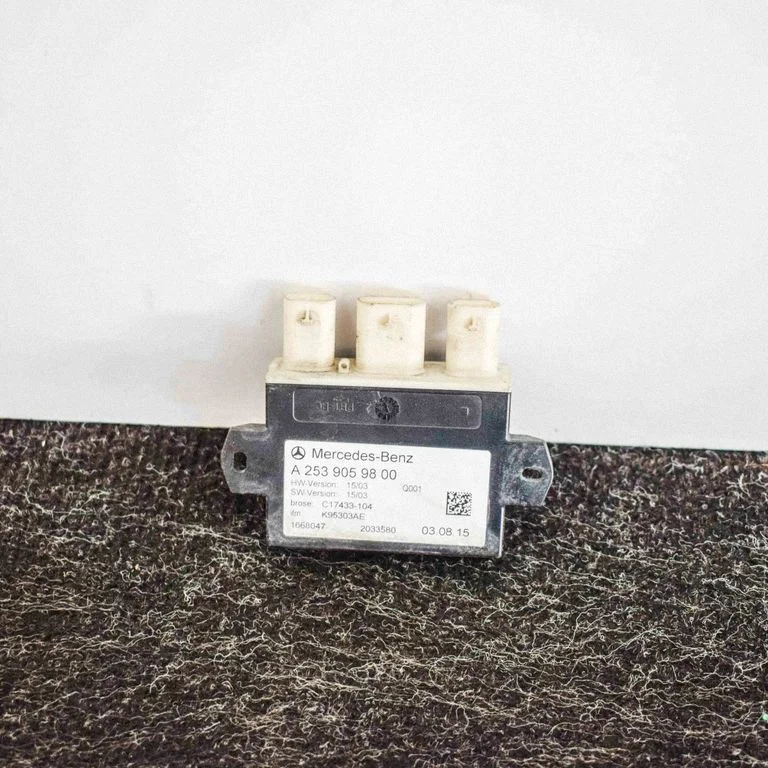 Tailgate/trunk control unit/module – Mercedes-Benz C-Class W205 (2014-2021)