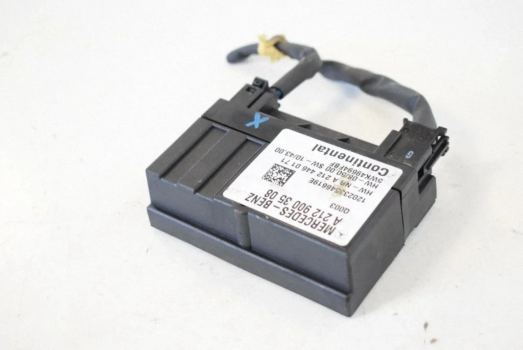 Degvielas sūkņa vadības bloks A2129003508