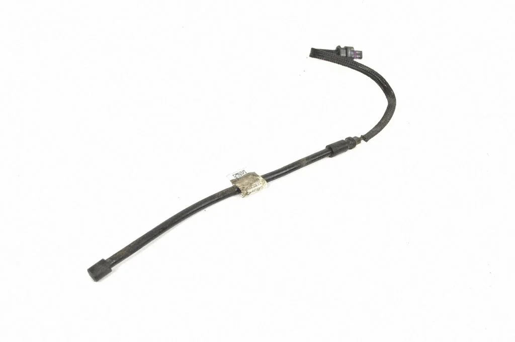Tailgate/trunk control unit/module GK6214E110AA