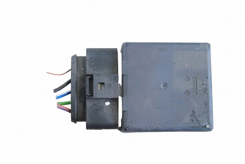 Degvielas sūkņa vadības bloks 31669218