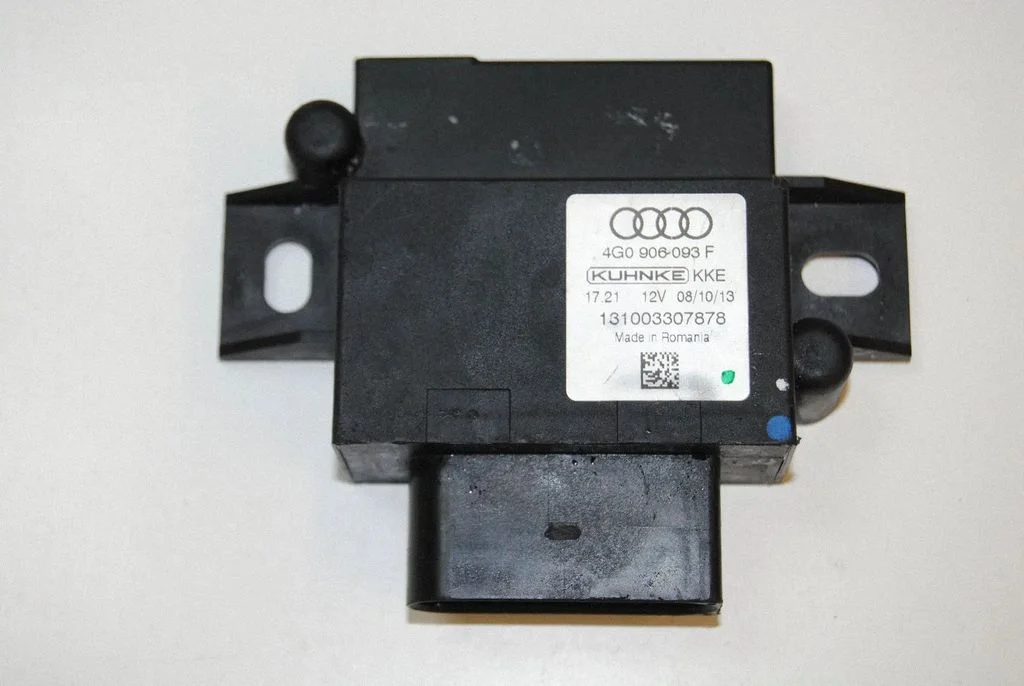 Kütusepumba juhtplokk – Audi A7 S7 4G (2011-2017)