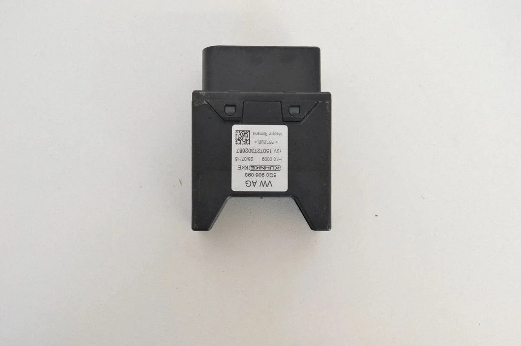Degvielas sūkņa vadības bloks – Audi A3 S3 8V (2013-2019)