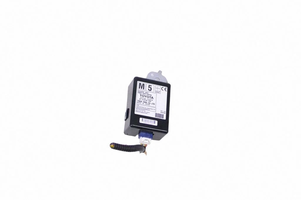Centrālās slēgšanas vadības bloks 61B706000