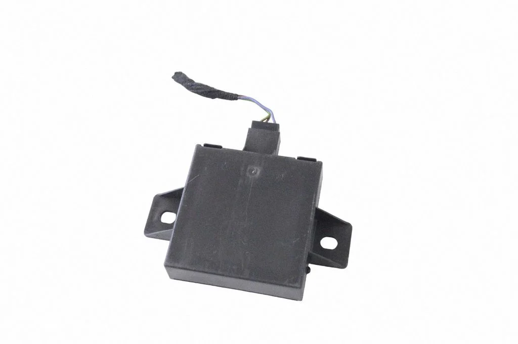 Signalisatsiooni juhtplokk – Audi A3 S3 8P (2003-2012)