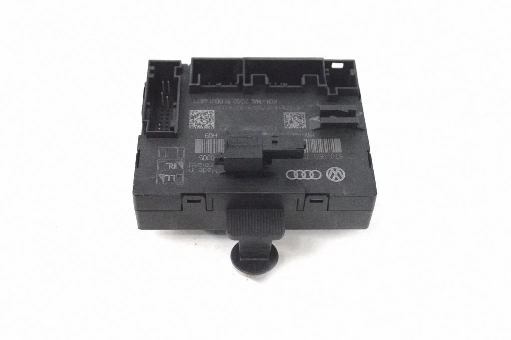 Durvju elektronikas vadības bloks 8T0959792Q