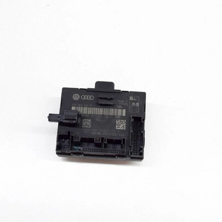 Durvju elektronikas vadības bloks 8T0959793G