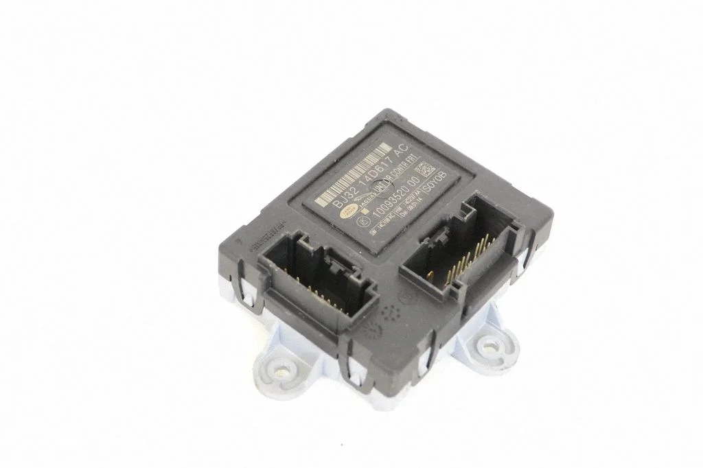 Durvju elektronikas vadības bloks BJ3214D617AC