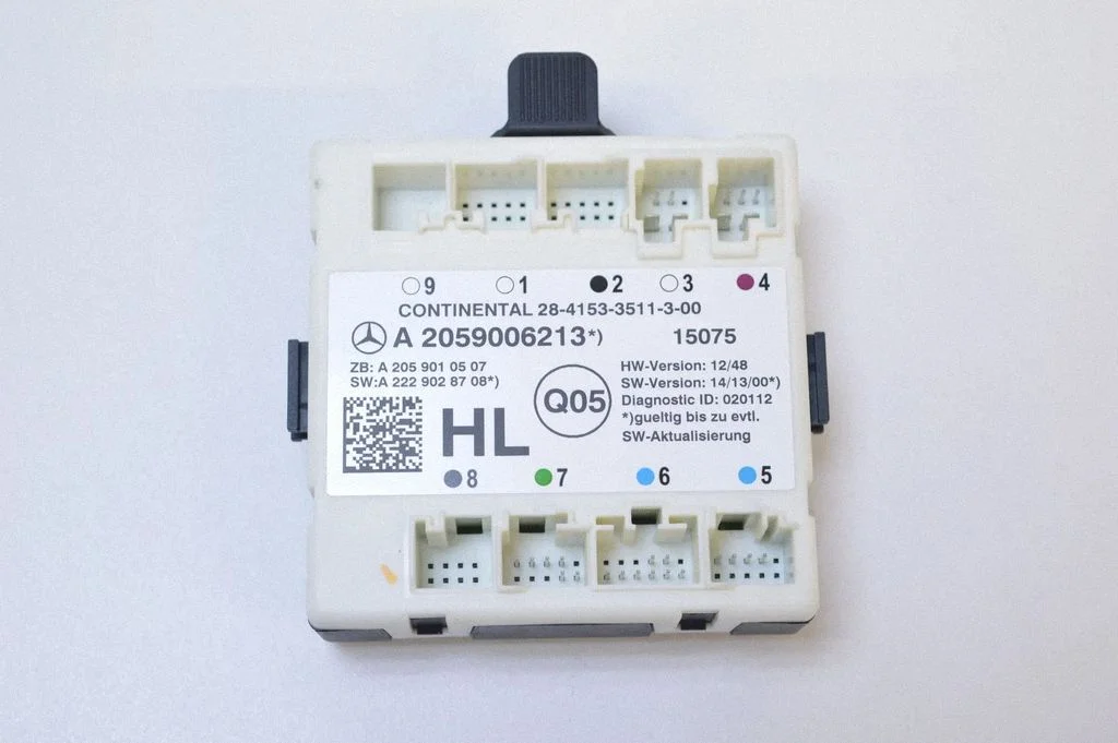 Durvju elektronikas vadības bloks – Mercedes-Benz C klase W205 (2014-2021)