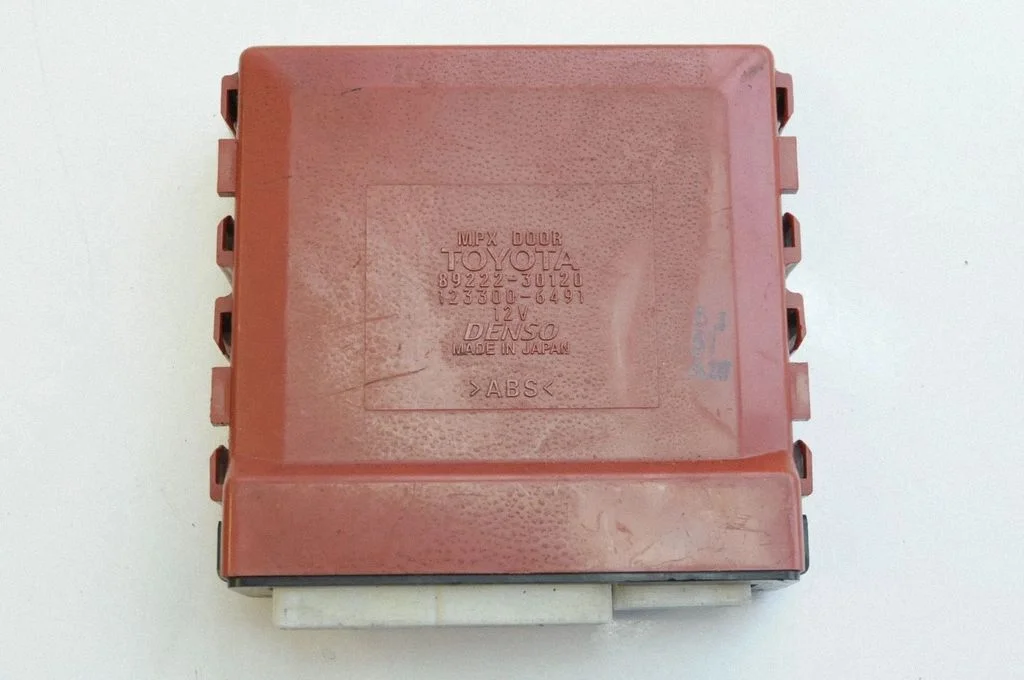 Durvju elektronikas vadības bloks – Lexus GS 300 350 430 450H (2005-2012)