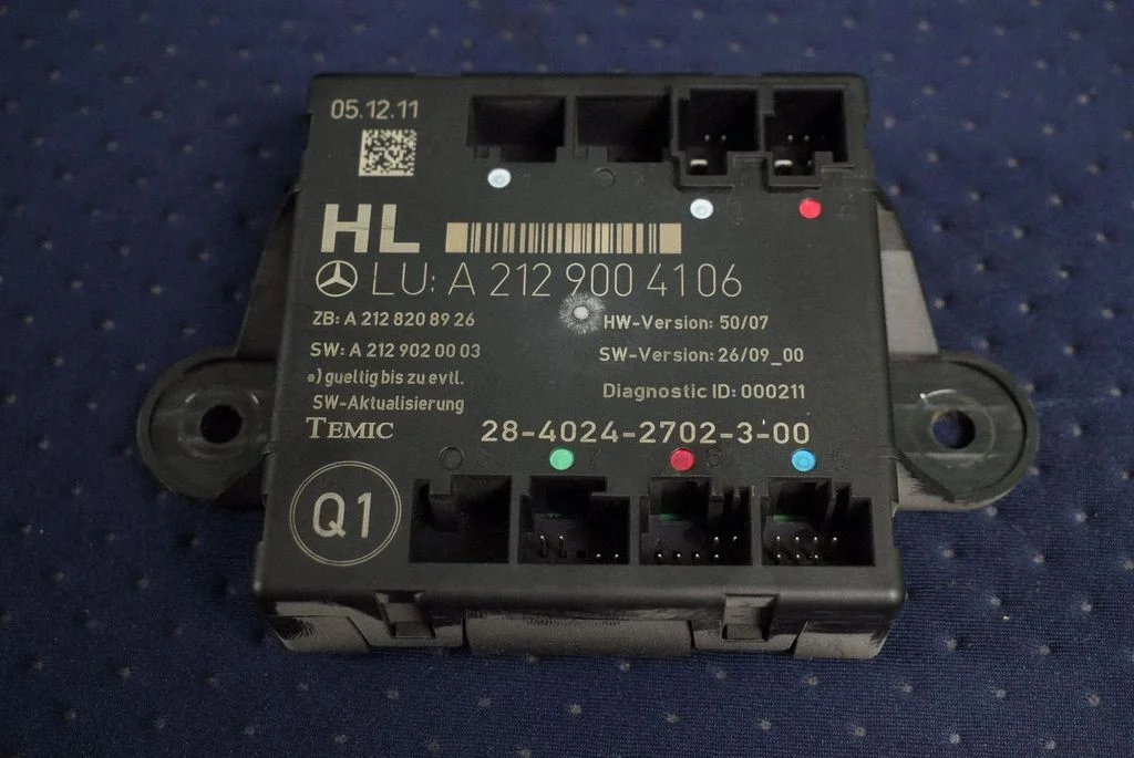 Durvju elektronikas vadības bloks – Mercedes-Benz E klase W212 (2009-2016)