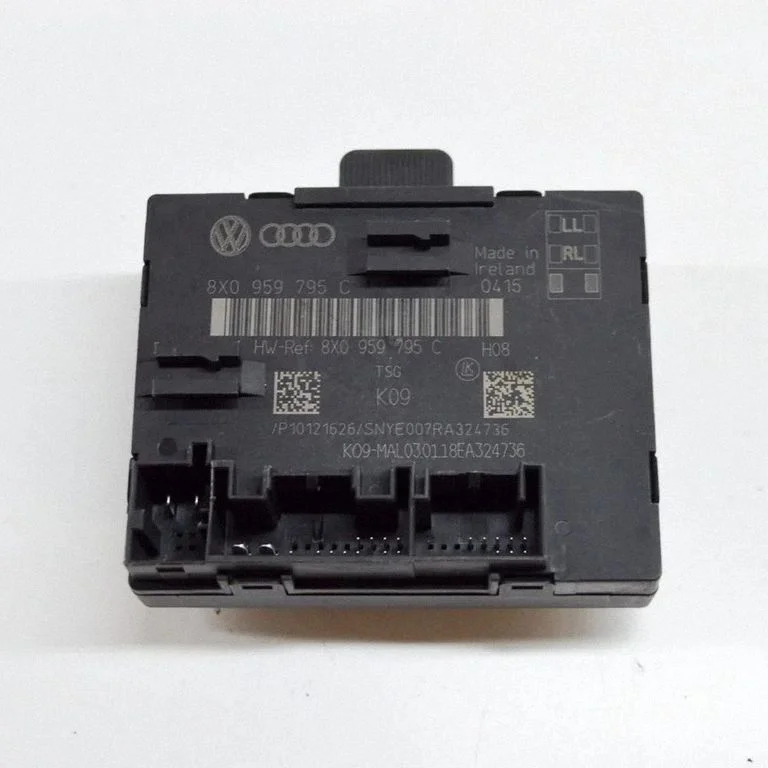 Durvju elektronikas vadības bloks 8X0959795C