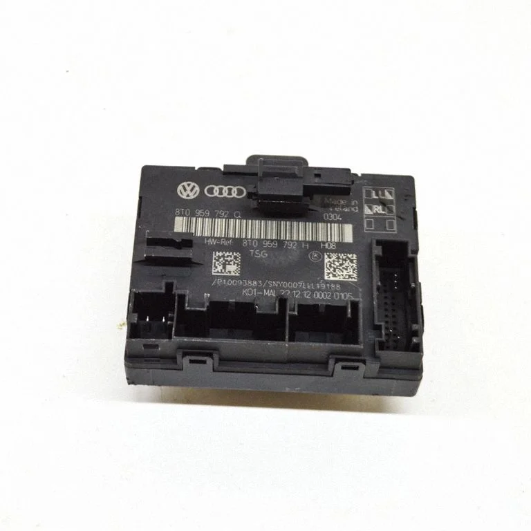 Durvju elektronikas vadības bloks 8T0959792Q