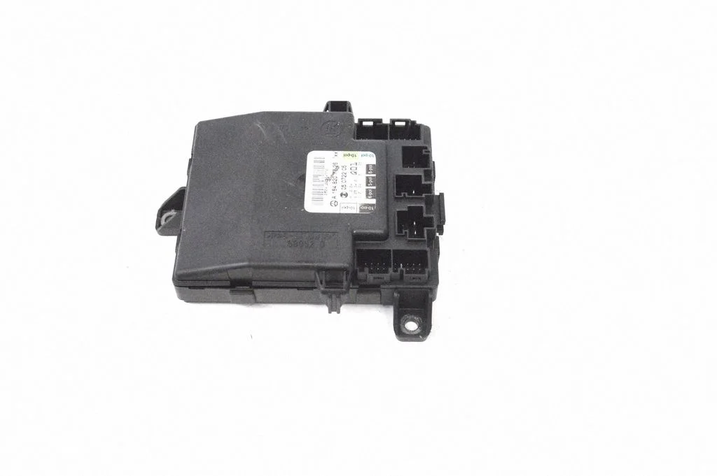 Durvju elektronikas vadības bloks A1648207726