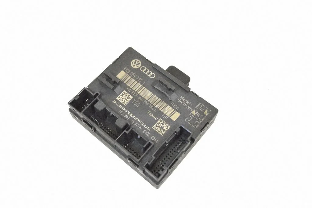 Durvju elektronikas vadības bloks 8K0959792J