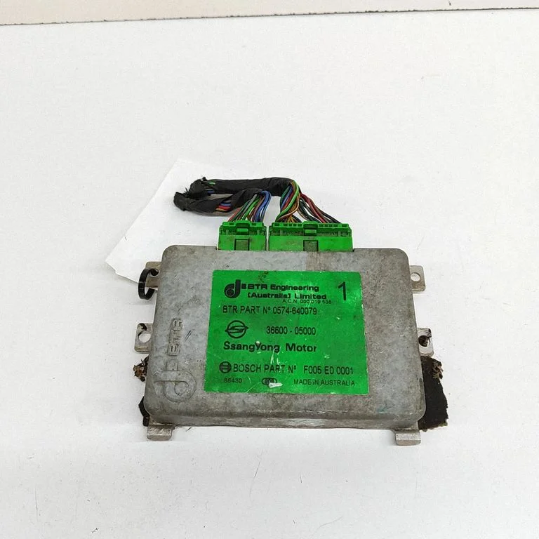 Pārnesumkārbas vadības bloks F005E00001