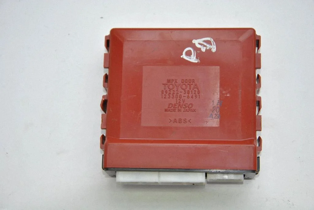 Durvju elektronikas vadības bloks – Lexus GS 300 350 430 450H (2005-2012)