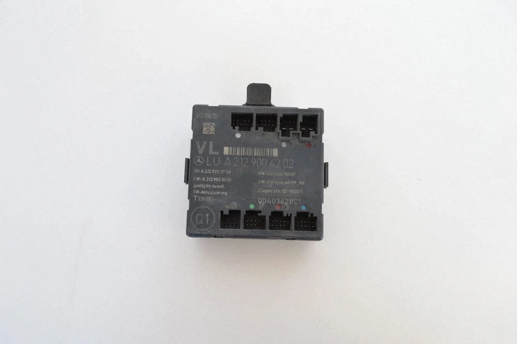 Durvju elektronikas vadības bloks – Mercedes-Benz E klase W212 (2009-2016)