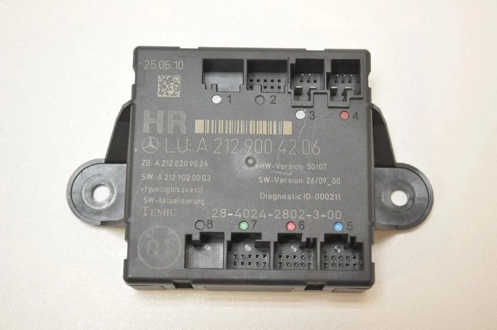 Durvju elektronikas vadības bloks – Mercedes-Benz E klase W212 (2009-2016)