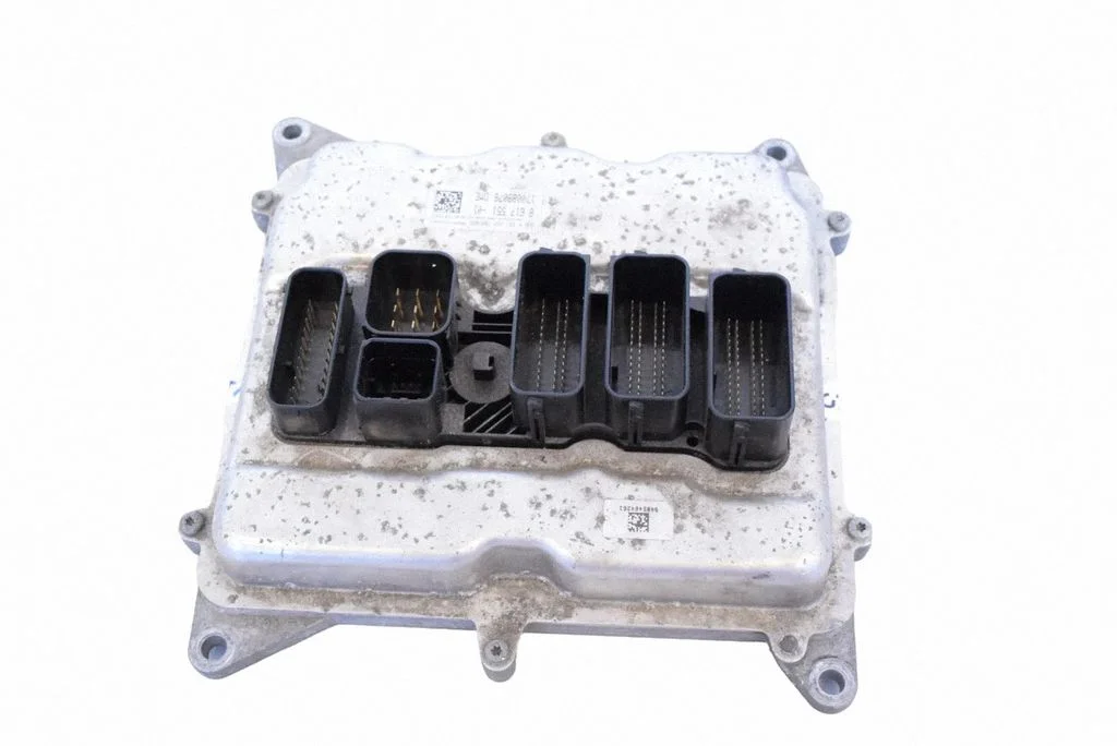 Dzinēja vadības bloks 8617551