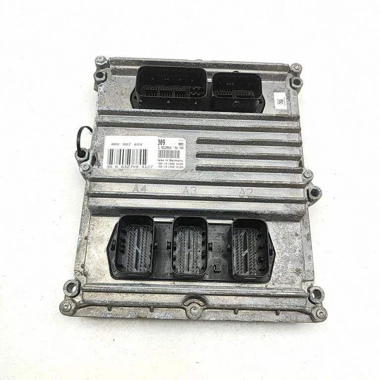 Dzinēja vadības bloks 4M0907409