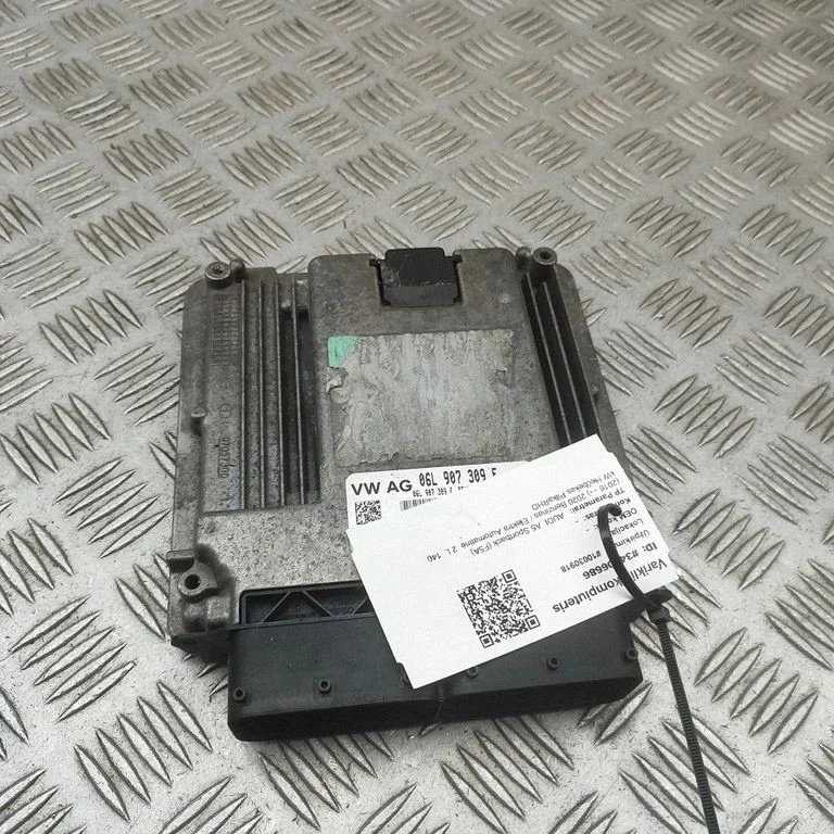 Dzinēja vadības bloks 0261S18388