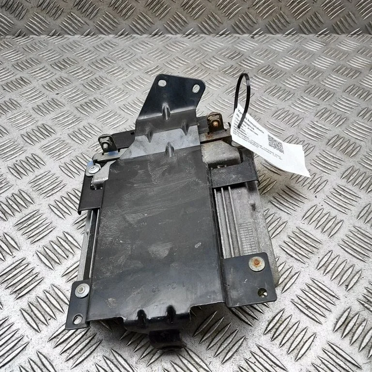 Dzinēja vadības bloks 95861860560