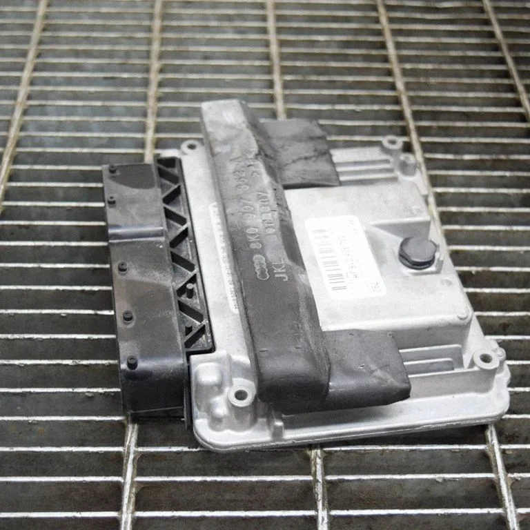 Sterownik silnika 03L906018JH