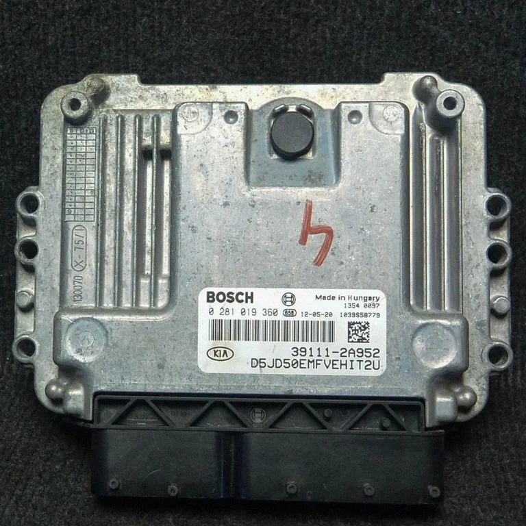 Dzinēja vadības bloks 391112A952