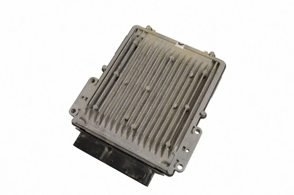 Dzinēja vadības bloks 9X2Q12A650P