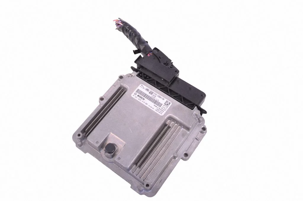 Dzinēja vadības bloks KY3212B684FBA