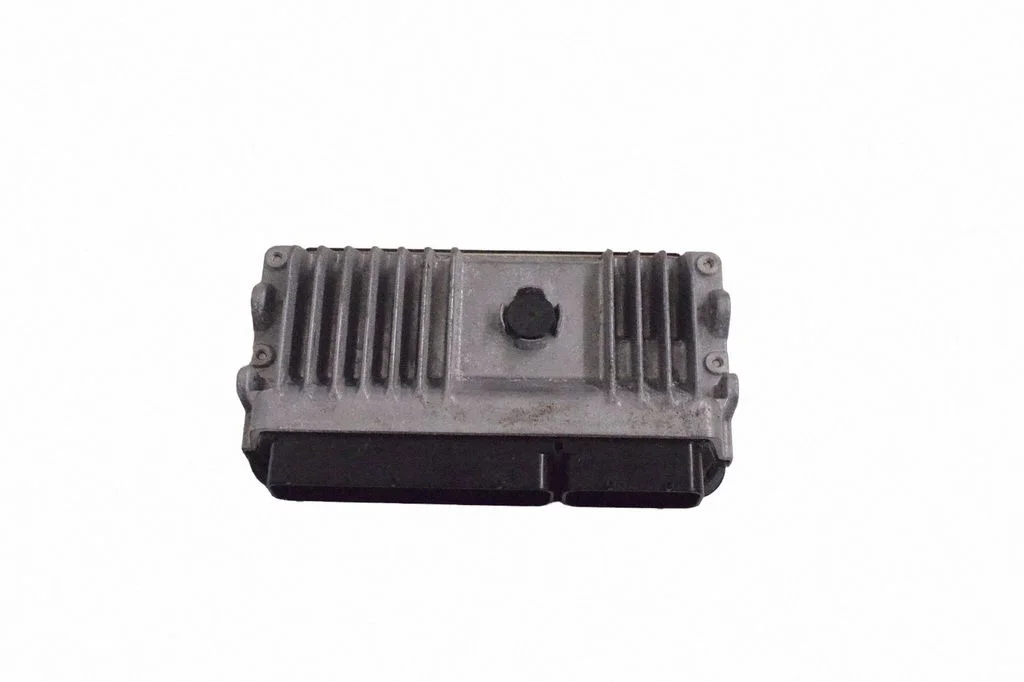 Dzinēja vadības bloks 89661F4550