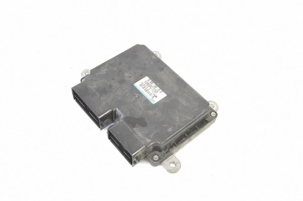 Dzinēja vadības bloks 1860C730