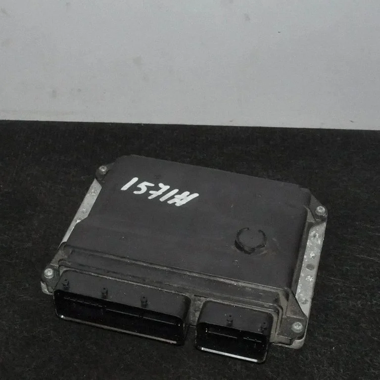 Engine control unit/module – Toyota Auris 150 (2006-2012)