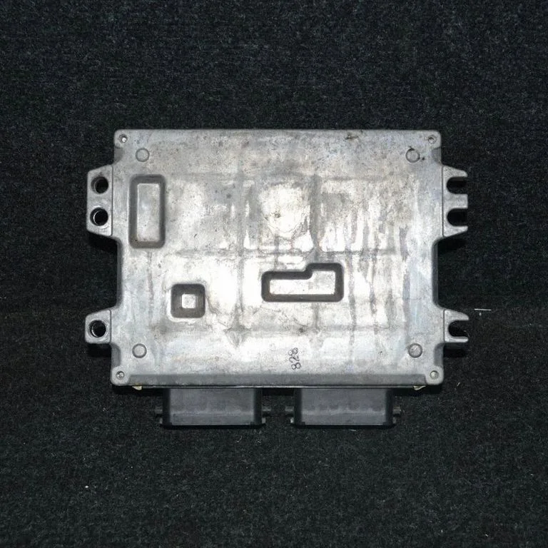 Mootori juhtplokk 3392072K3 – Suzuki Swift I (2004-2010)