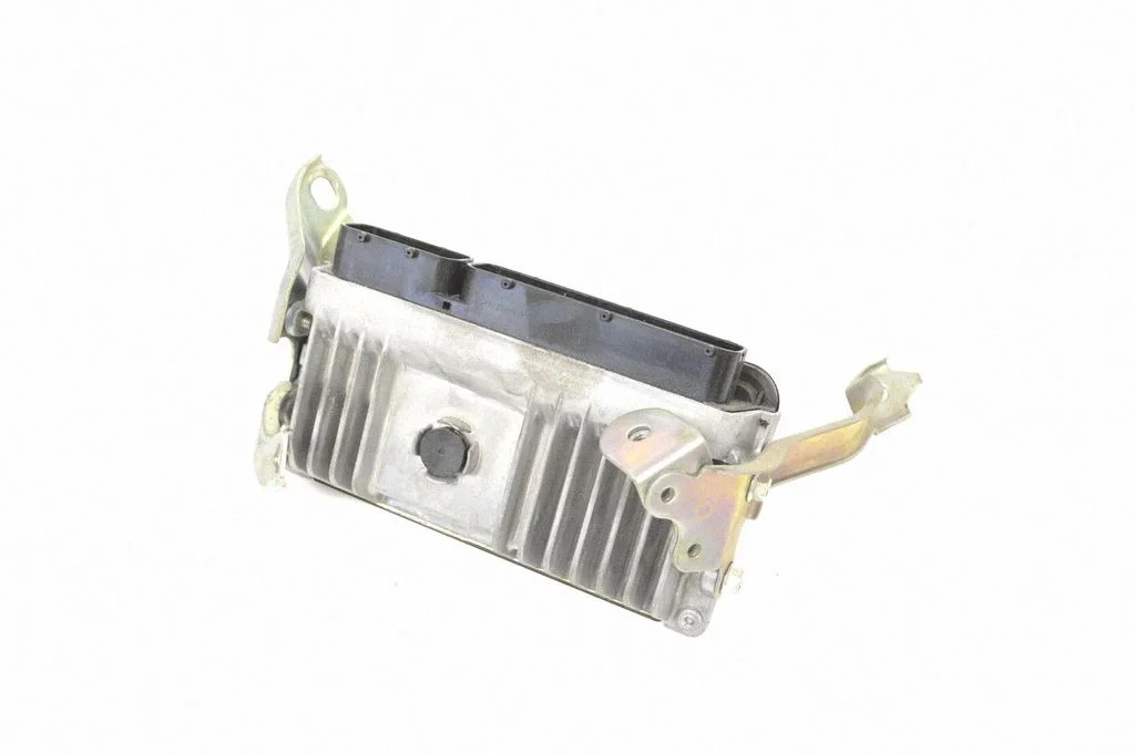Dzinēja vadības bloks 89661F4250